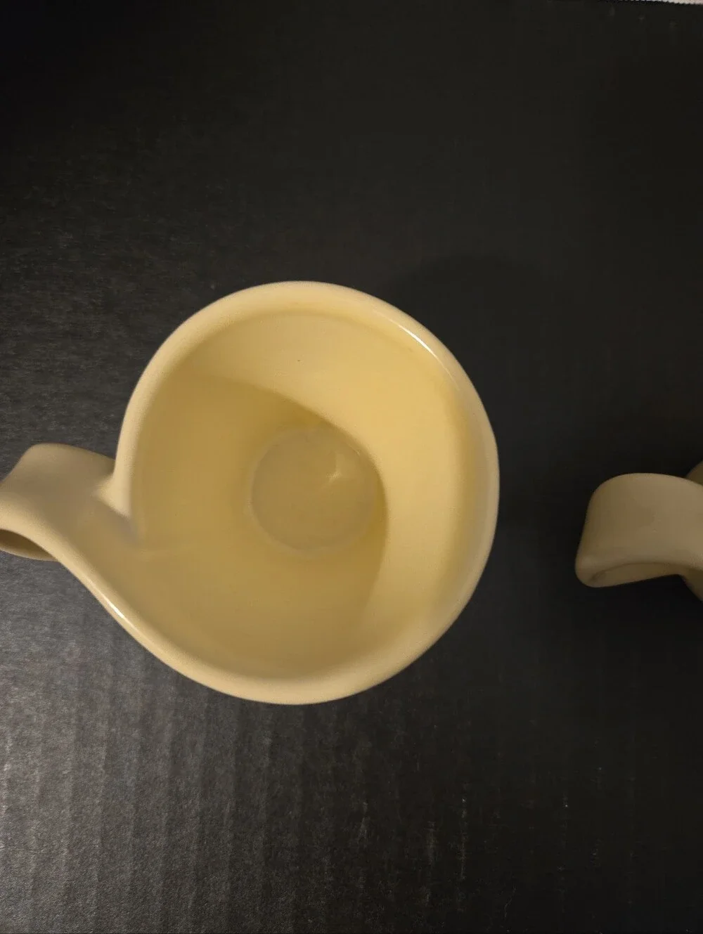 Villeroy & Boch New Wave Cream Espresso Demitasse Cups Mugs Set Of 2